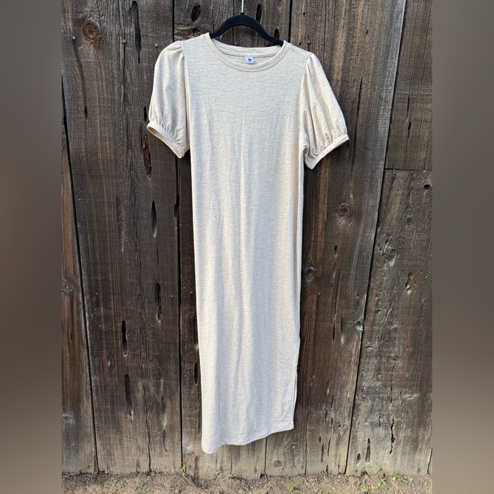 Old Navy Casual Tan Short Sleeve Casual Scoop Neck Maxi Dress